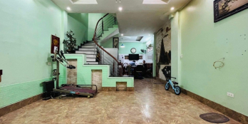 Bán nhà mặt ngõ TT Đống đa- lô góc- KD sầm uất - ngõ thông 50m2- 7,9 tỷ gần ôtô