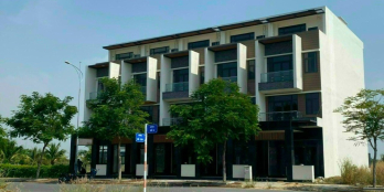 Ngợp cần bán gấp nền 100m2 Biên Hoà New City sẵn sổ trợ giá 70% từ Vietcombank.