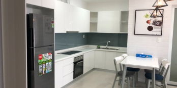 Kẹt tiền lắm, nên cần bán gấp căn Richstar full nội thất mắc tiền làm để ở