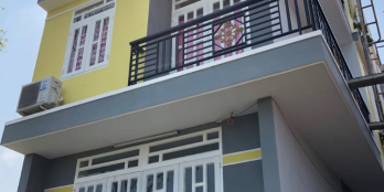 CẦN BÁN NHÀ 1 TRỆT 2 LẦU NHƯ HÌNH , 2PN LỚN , 3WC , 565TR/CĂN. BAO PHÍ