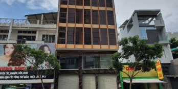 Building 8 tấm Mặt Tiền Hồng Hà sân bay 9x13m có HĐT 300tr