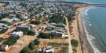 Đất thổ cư ngay khu dân cư Hòa Phú Tuy Phong. Chính chủ SHR (5.3x15m), sát biển