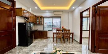 Bán căn nhà đẹp Phú Quý, rộng rãi khu vip Đống Đa, Gần hồ, ngõ nông, ô tô tránh