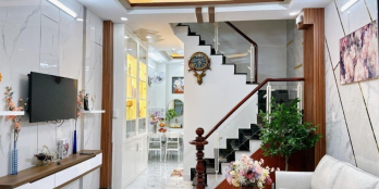 BÁN GẤP NHÀ 4 TẤM, TẶNG TOÀN BỘ NỘI THẤT MỚI _ CÁCH CẦU CHỮ Y 200M