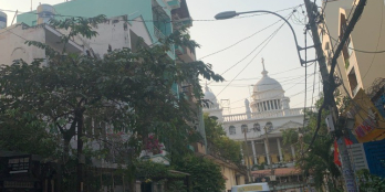 Bán Nhà gấp hẻm xe hơi Nguyễn Cửu Vân giáp Quận 1 5.2x15m/70m2