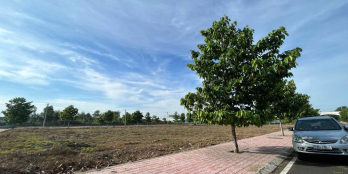 Cần bán lô đất 150m2 ở TP Đồng Xoài, Bình Phước. Sổ hồng sẵn giá 1tỷ 2 hơn xíu