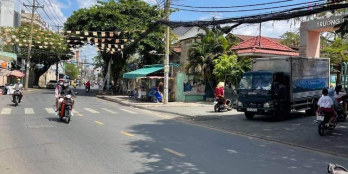 Mặt tiền đường Lạc Long Quân 9X17 kinh doanh cực đỉnh