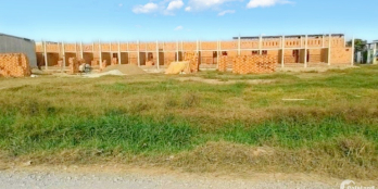 Xoay vốn làm ăn, bán rẻ 1.050m2 đất đối diện kcn việt-hàn dân ở đông. giá 520tr