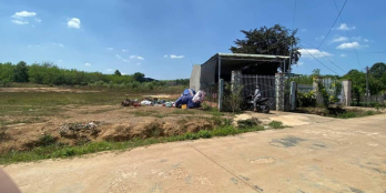 Nhánh DT756 mặt tiền đường pê tông 6m, DT 170m2 giá 465tr sổ riêng