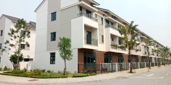 Shophouse căn góc, hướng nam,đối diện công viên đẹp nhất kđt VSIP