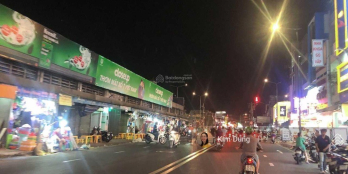 Bán nhà CHDV-6lầu-Nguyễn Văn Nghi 100m2 (4.5x24m)-13ngủ- thu 50triệu -chợ -11 tỷ