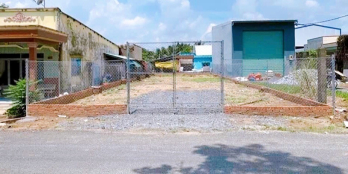 Chính Chủ Bán Gấp Đất Mặt Tiền Củ Chi 10x30 Thổ Cư Sổ Sẳn - Giá 1T8