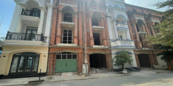 BÁN NHÀ THÔ THƯƠNG MẠI MAI ANH TRUNG TÂM TX TRẢNG BÀNG, LIỀN KỀ CHỢ TRẢNG BÀNG.