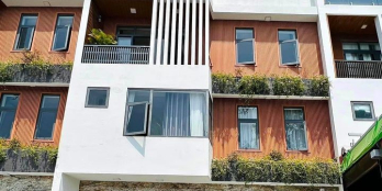 Bán nhà 1 sẹc Nguyễn Thái Sơn, 127m2, ngang khủng 9m, 3 lầu, gần ĐH Công