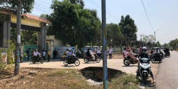 CẦN TIỀN TRẢ NỢ BÁN RẺ [1.300M2 - GIÁ 380TR/SHR] GẦN KCN BECAMEX, SÁT Q.LỘ CHỢ T