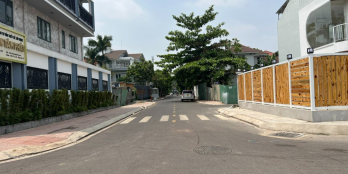 Bán đất biệt thự đường Đặng Thùy Trâm phường 13 Quận Bình Thạnh 15x15m