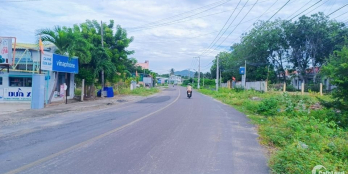 Bán cặp đất ở trung tâm thị trấn Liên Hương Bình Thuận