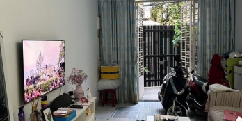 Nhà nở hậu tài lộc, hẻm trước nhà >2m, vài mét ra hẻm xe hơi, nhà mới, giá rẻ