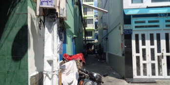 Chủ đi định cư nước ngoài cần bán gấp nhà phố hẻm xe hơi