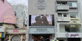 Kẹt nợ bán gấp nhà 2MT Cao Thắng. P.4 Quận 3 .Giá 38 tỷ