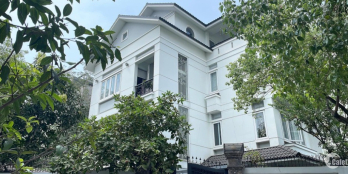 BIỆT THỰ Tân Phong Quận 7_ 9,8m x 20m, Có Sân vườn, Hầm - 39 tỷ