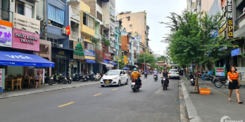 Bán nhà 68 m2, 4T 5PN, mặt tiền đường Đề Thám, Quận 1. 26 tỷ