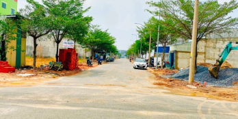 Chính chủ bán lô đất đối diện dự án trường học Royal schol cơ sở 3