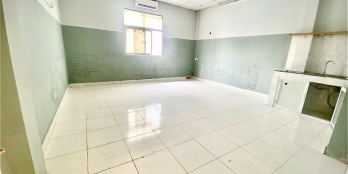 Còn phòng như hình ở Phan Văn Trị P12 B.Thạnh chỉ từ 4-5tr/ tháng.