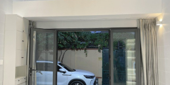 Bán nhà đẹp Nguyễn Xí hẻm 6m sát Mặt Tiền 4.5x15m có thang máy