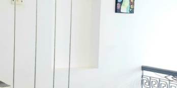 Cho thuê nhà phố Đông Tác , DT: 25m x 2,5 tầng, giá 8tr