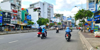 Bán tòa nhà 7 tầng (5 x 11,5) mặt tiền Nguyễn Văn Cừ, Quận 1. 31 tỷ