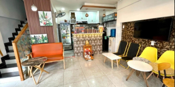 Bán nhà ngộp 3 tầng hẻm xe hơi 6m Nguyễn Xí 4.5 x 10m giá chỉ 5 tỷ 8 TL