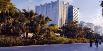 Bán lô đất 1.200m2 - TT Quận Hoàng Mai - Mặt đường 60m - View hồ - Xây 17 tầng