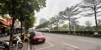 BÁN NHÀ LÔ GÓC MẶT PHỐ TRẦN VỸ - 1 MẶT PHỐ, 1 MẶT NGÕ Ô TÔ TRÁNH - 3 THOÁNG