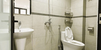 Nhỉnh 3 tỷ Có Ngay Nhà 5T Sát Khu Ngoại Giao Đoàn – Ô tô đỗ cửa.