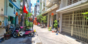 Bán nhà 47m2, 3 tầng 4PN, hẻm 6.5m, Phùng Hưng, Quận 5. 5,98 tỷ