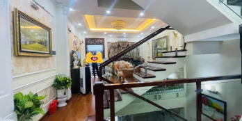 Phố Xuân La, Tây Hồ. Nhà mới, Nội thất nhập khẩu, 43m2