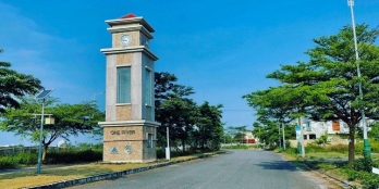 Gấp! 750m2 đất vàng tại Đà Nẵng! Mặt tiền 30m. Kề sông & kề công viên. Giá rẻ.