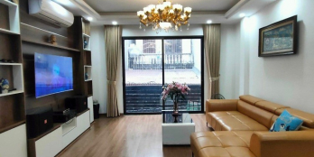 Hàng hiếm. Phố Âu Cơ, Tây Hồ . Nhà dân xây, 10m ra mặt Phố, 6 tỷ