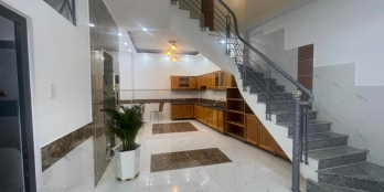 Nhà Thích Quảng Đức,Q.Phú Nhuận,HXH thông,65m2 x 5 tầng BTCT,ngang 5.5m, 11.x tỷ