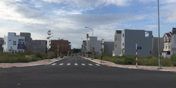 Cần Bán gấp lô đất mặt tiền đường D1