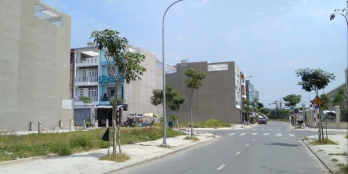 Đất chính chủ bán 580 triệu, thổ cư 100m2, sổ có sẵn, mặt tiền đường 8m, có GPXD