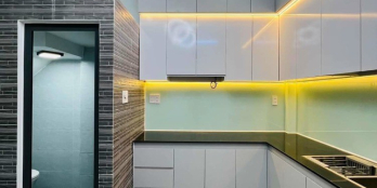 Ngộp giảm mạnh 1.5 tỷ,còn 11tỷ,HXH,TT Quận 3,Nguyễn Đình Chiểu,42m2x2 tầng,11 TỶ