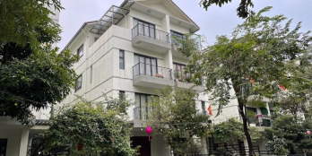 (Ảnh Thật) Cần bán gấp căn BT Vinhomes giá tốt nhất thị trường 13 tỉ