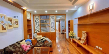 Phố Cầu Giấy, Lô góc 2 mặt thoáng,Thiết kế kiểu Biệt Thự, KD sầm uất, Oto tránh