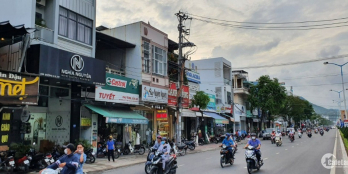 Cho thuê nhà 3 tầng, mặt tiền đường 2/4, gần Chợ Vĩnh Hải - Nha Trang