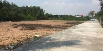 NGÂN HÀNG DÍ NÊN BÁN GẤP MIẾNG ĐẤT SÀO GẦN CHỢ ĐỂ TRẢ NỢ GIÁ 260TR 250M2 SHR