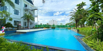 Cần bán gấp nhà để trả nợ ngân hàng .