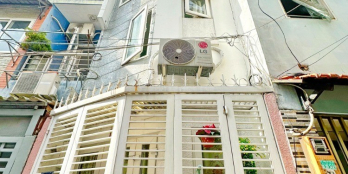 Bán gấp nhà 3 lầu hoàn công hẻm 62 Lâm Văn Bền giá chỉ 2.5 tỷ, Q7