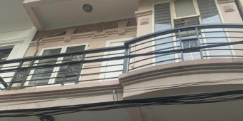 Cho thuê nhà phố Lạc Trung , 45m2 x 3,5 tầng, giá 16tr